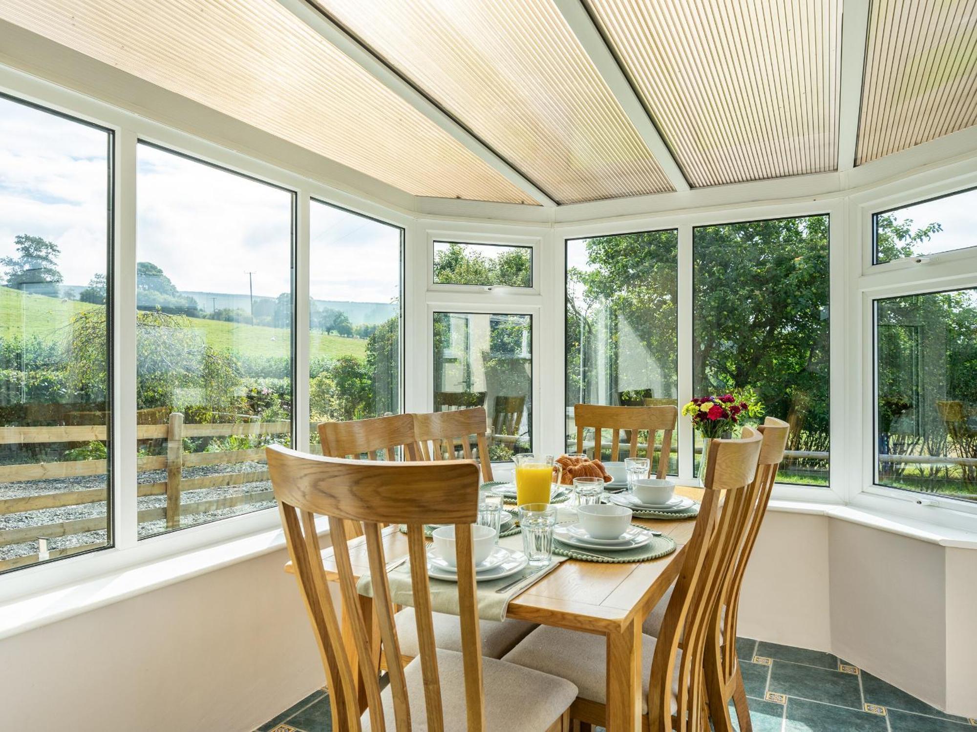 Meadowcroft Villa Bettws Disserth Bagian luar foto
